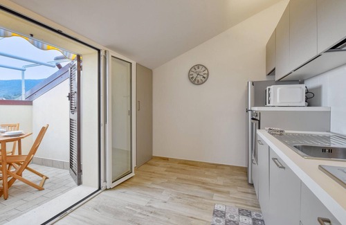 Moneglia Apartment | 2 bedroom awesome apartment in Moneglia