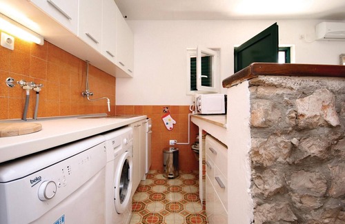 Grebastica House | 2 bedroom beautiful home in Sparadici