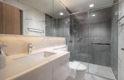Chang Khlan Apartment | 2 Bedroom Condo in Central City