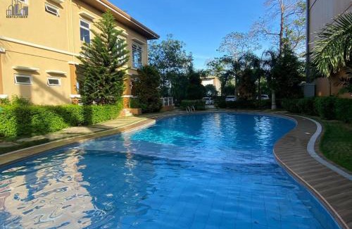 Puerto Princesa City Centre Apartment | 2-Bedroom Condo with FREE Gym, Pool & Parking Access in Puerto Princesa - B2 5Luster