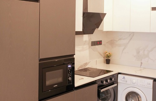 Labadi Apartment | 2-bedroom corporate apartment in brilliant Accra with AC, fitness room