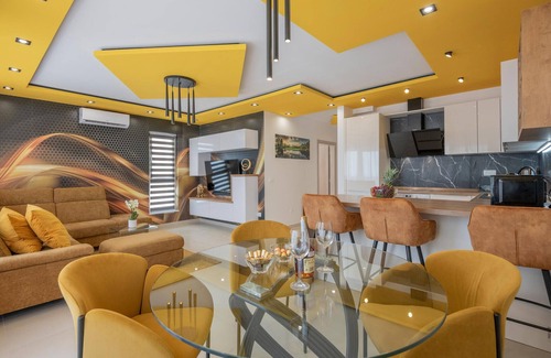 Zelenka Apartment | 2 bedroom cozy apartment in Makarska