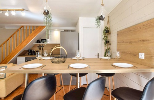 Manvieux House | 2 bedroom cozy home in Manvieux