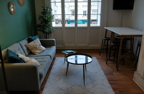 Caen City Centre Apartment | 2 bedroom flat in the heart of the city centre of Caen