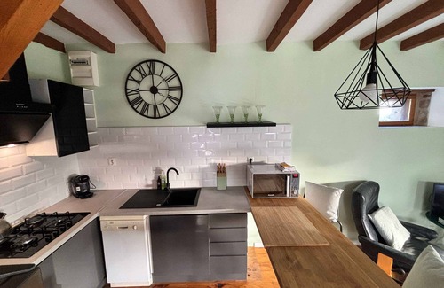 Henansal Cottage | 2 bedroom gite with heated covered pool