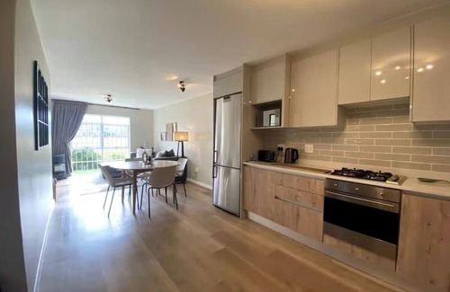 Hout Bay Apartment | 2 Bedroom Ground Floor Apartment, Princess Beach Club, HoutBay