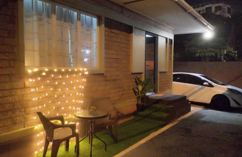 Woodbrook House | 2-bedroom house in awesome POS walking distance to everything -WiFi, AC included