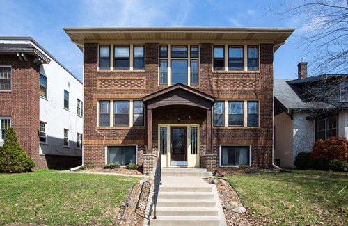 Powderhorn Apartment | 2 bedroom in the heart of the city