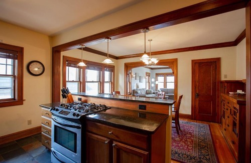 Powderhorn Apartment | 2 bedroom in the heart of the city