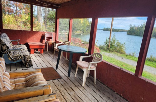 Sioux Narrows Nestor Falls Cabin | 2 bedroom lakefront cabin on Crow Lake #6 Bull Moose Lodgen