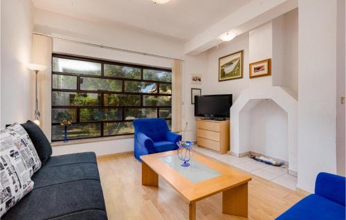 Milcetici Apartment | 2 Bedroom Lovely Apartment In Zidarici