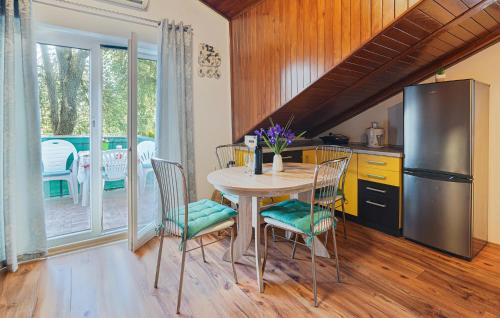 Opatija Apartment | 2 Bedroom Lovely Apartment In Lovran