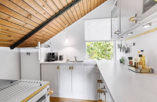 Melby House | 2 bedroom lovely home in Melby