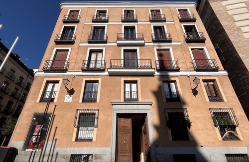 Palacio Apartment | 2 Bedroom Luxury Apartment