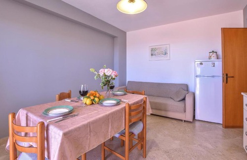 Trappeto Apartment | 2 Bedroom Nice Apartment In Trappeto