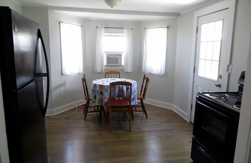 Pine Point Cottage | *2 Bedroom Pine Point Beach Cottage* With Marsh Views!