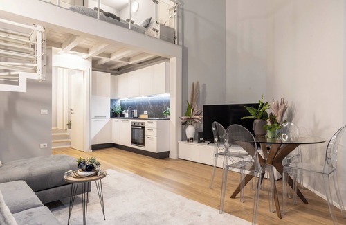 Cerchia dei navigli Apartment | 2-bedroom quite apartment in Brera, 2 mins from subway, AC, WiFi