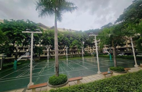 Taguig Apartment | 2 bedroom resort type free parking Wifi Netflix