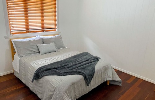 Redcliffe House | 2 bedroom(s) House near Redcliffe