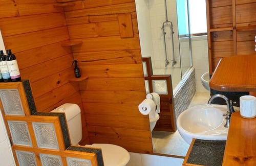 Redcliffe House | 2 bedroom(s) House near Redcliffe