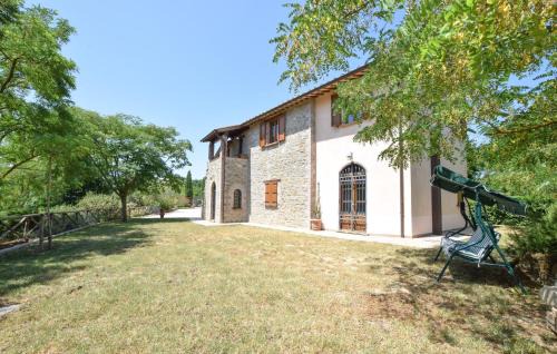 Valfabbrica House | 2 Bedroom Stunning Home In Casacastalda