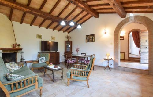 Valfabbrica House | 2 Bedroom Stunning Home In Casacastalda