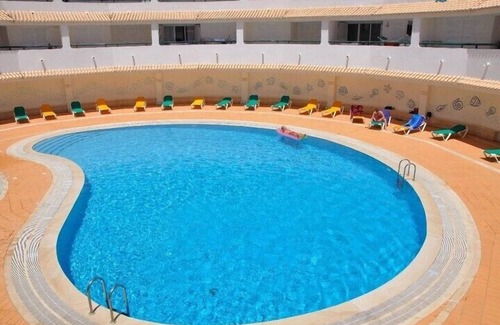 Alporchinhos Apartment | 2 Bedroom stylish apartment with air conditioning, beach front complex with pool