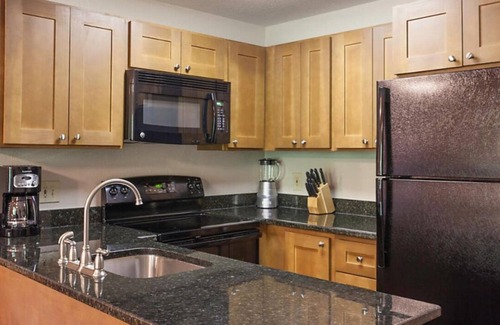 Gatlinburg Resort | 2 Bedroom Townhome at Bluegreen's MountainLoft Resort