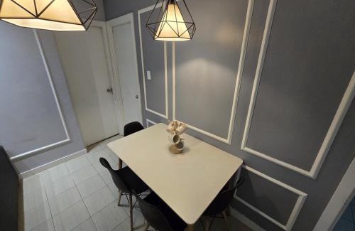 San Lorenzo Apartment | 2 Bedroom Unit with Queen-sized Beds near NAIA T3