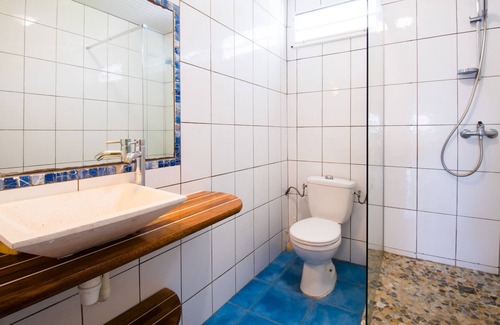 Le Diamant Villa | 2-bedroom villa facing the Rocher du Diamant, feet in the water