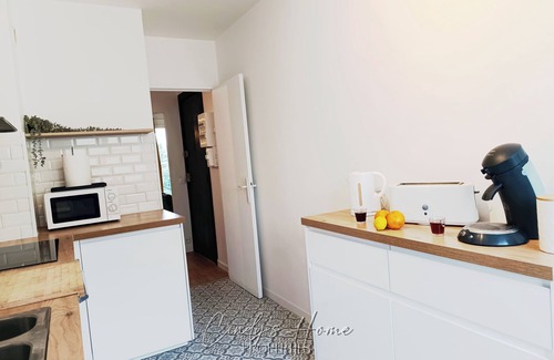 Plaisir Apartment | 2 Bedrooms, Parking & Balcony/Quiet Residence