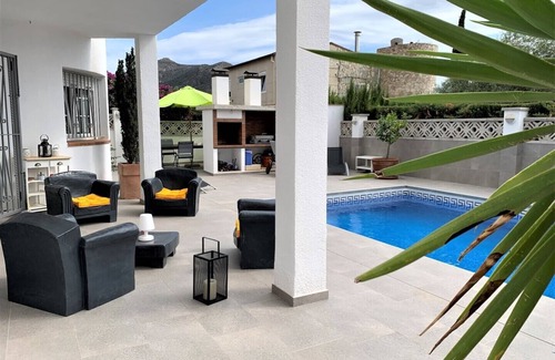 El Mas Fumats House | 2 bedrooms, privat-pool, internet, air conditioning , parking