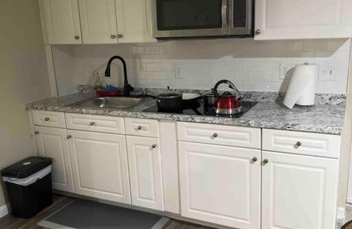 Clinton Apartment | 2 bedrooms private entrance unit in Clinton MD/MGM