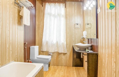 Nagin Bagh Boat Rental | 2 BHK Houseboat in Nigeen Lake, Srinagar(FB55), by GuestHouser
