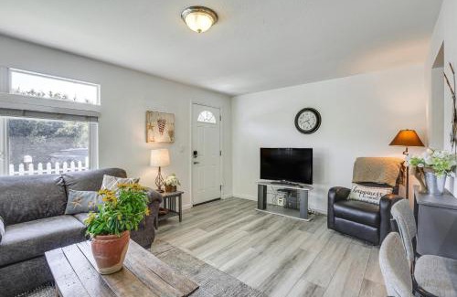 Oceano House | 2 Blocks to Beach Dog-Friendly Oceano Cottage