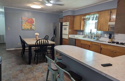 Moreauville House | 2 BR 1 Bath + 1 BR 1 Bath Studio Apt Pet Friendly Fenced Yard Country Setting