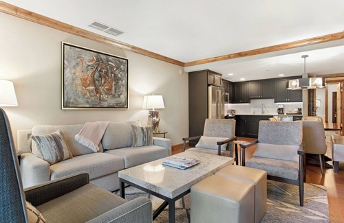 Vail Cabin | 2 BR 2 BA Unit in Vail Village Beautiful Sebastian Residence w 5 Star Amenities
