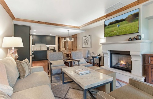 Vail Cabin | 2 BR 2 BA Unit in Vail Village Beautiful Sebastian Residence w 5 Star Amenities