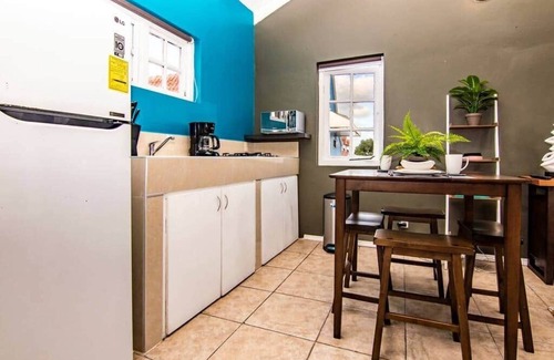 Colon Apartment | 2 br Apartment w attic - O