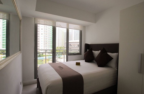 Don Bosco Apartment | 2-BR Beach View @ Maui 416