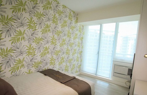 Don Bosco Apartment | 2-BR Unit Beach View@Azure Positano 1604