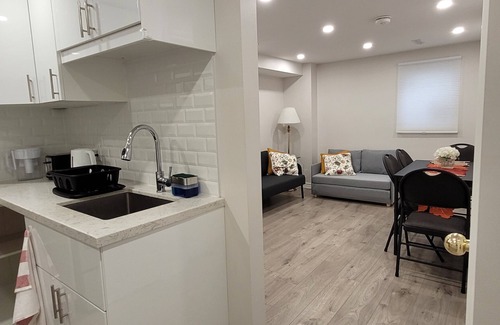 Pleasant View Apartment | 2-BR Unit with en-suite Baths, Private Kitchen & Living Rm near Seneca