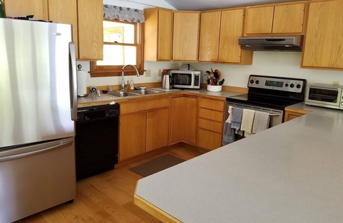 Cherryfield Cottage | 2 BRs - 1 and 1/2 BA - Sleeps 4 to 6