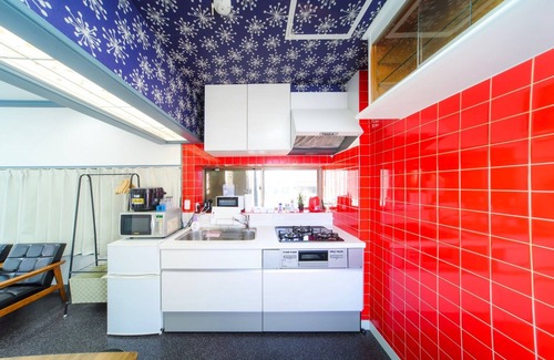 Nakano Cho House | 2 buildings 11 people station square 3 minutes /Takamatsu Kagawa