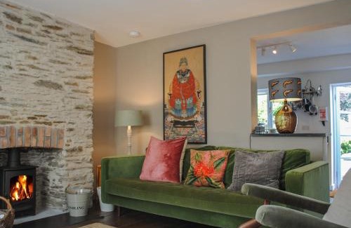 Aveton Gifford House | 2 Court Cottages