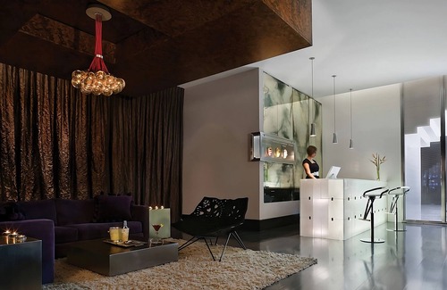 East Village Hotel | 2 Family-friendly Units In the Heart of Downtown San Diego! Onsite Parking!