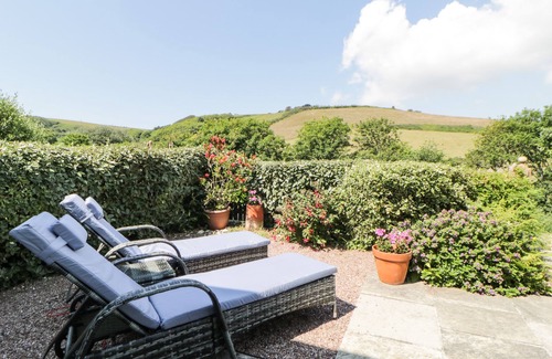 Slapton Cottage | 2 Garden Apartment
