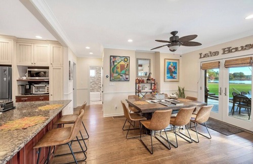 Highland Lake Cottage | 2 Lake Cabins | Pool+HotTub | Game Room & Courts