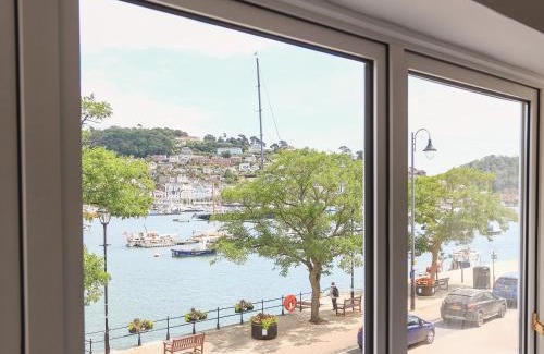 Dartmouth Apartment | 2 Lee Court