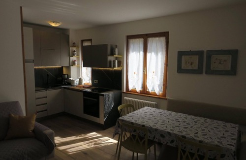 Pur Apartment | 2-level flat with private garden area